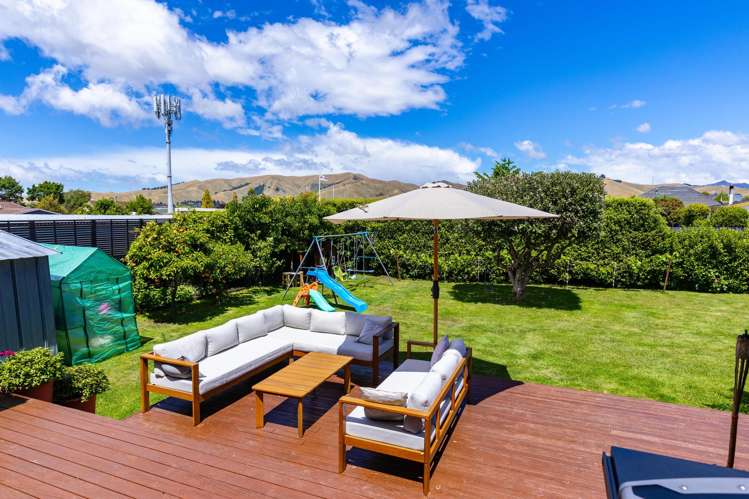 8 Newbourne Crescent Redwoodtown_26