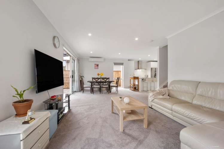 11 Orowaru Avenue Massey_3