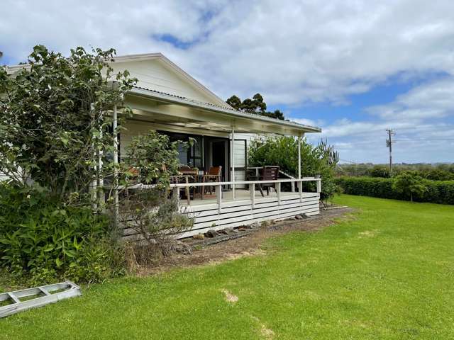 96 Brook Road Awhitu_1