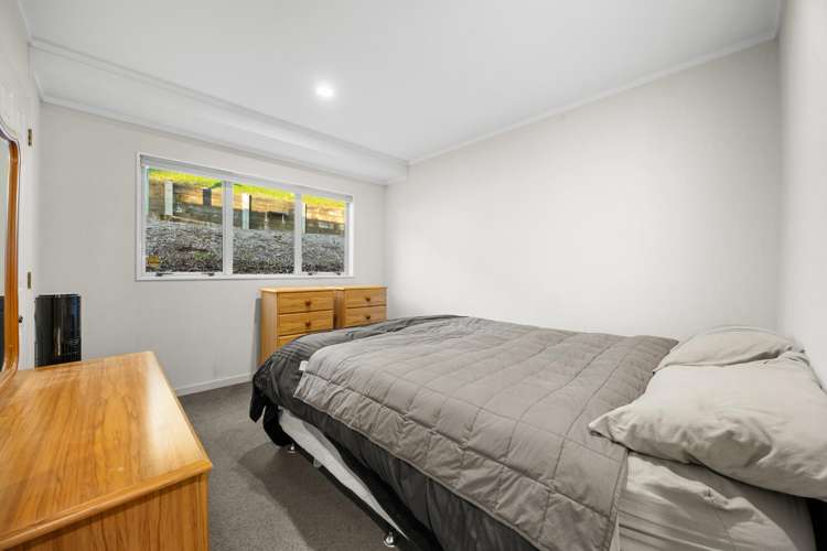 105 Waitakere Road Waitakere_24