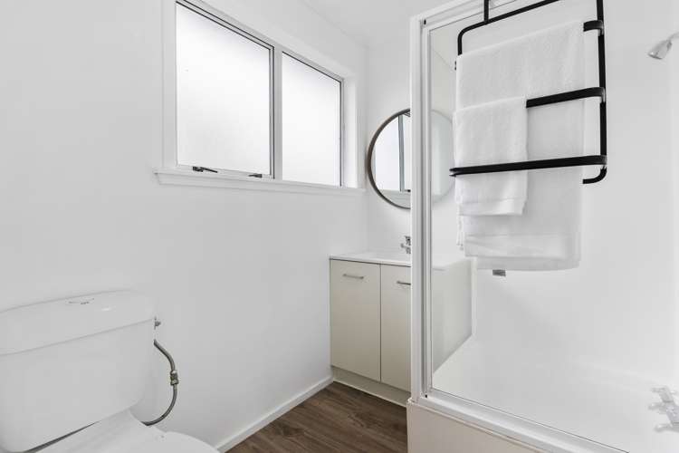 1 Marlene Avenue Te Atatu South_10