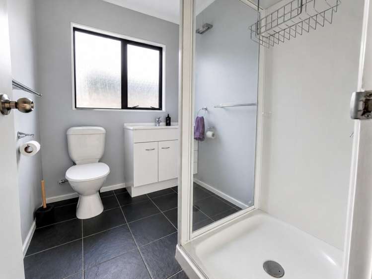 27A Vernon Avenue Takaro_10