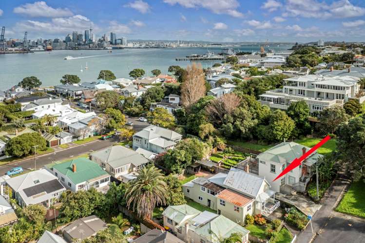 31 Clarence Street Devonport_18