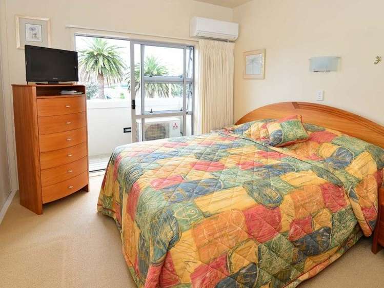 24/3 Riverside Road Orewa_9