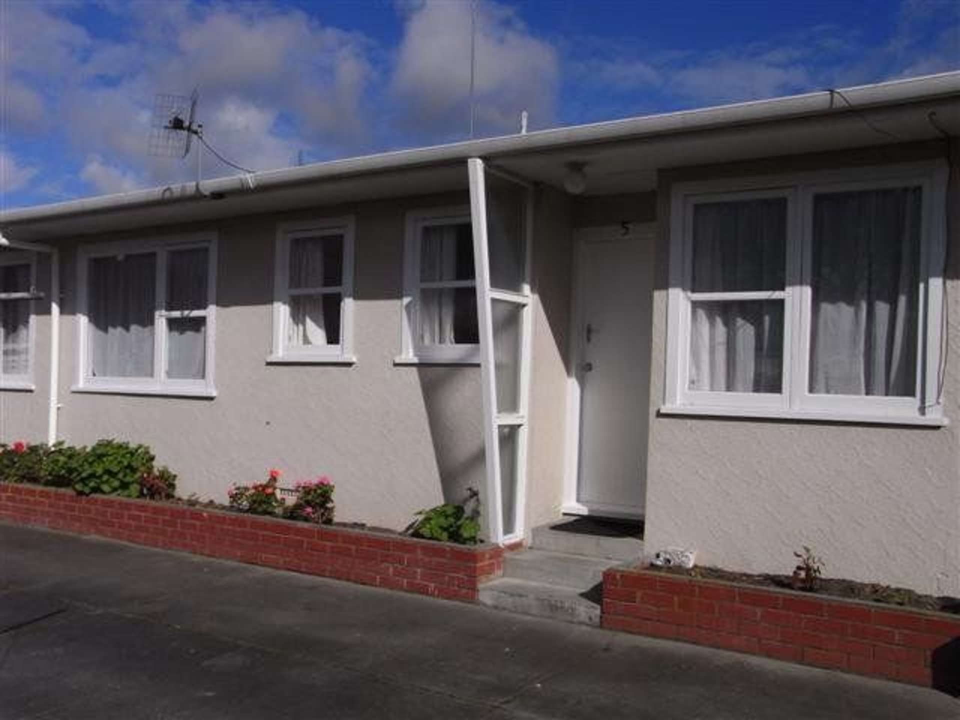 5/87 Featherston Street 10930 Palmerston North City Houses for