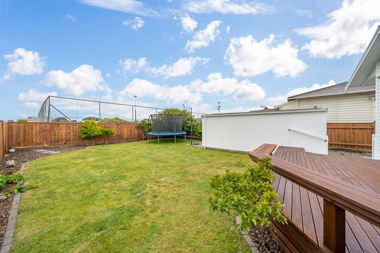 22 Bouverie Street Petone_20