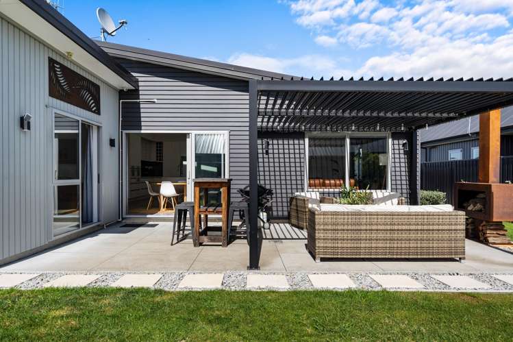 42 Arbuckle Road Frimley_16