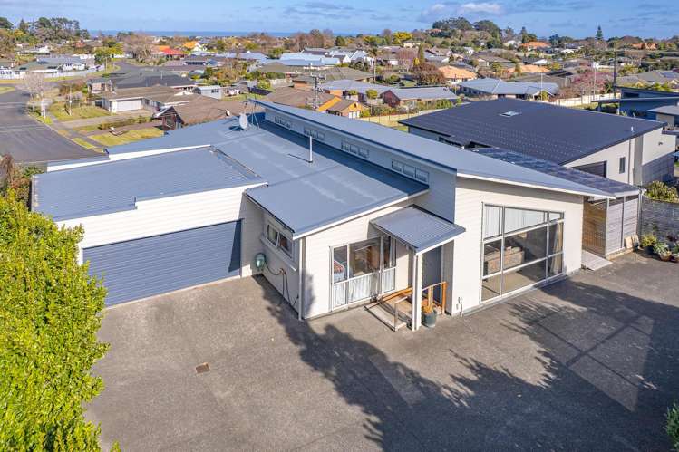 10 Lithgow Drive Otamatea_28