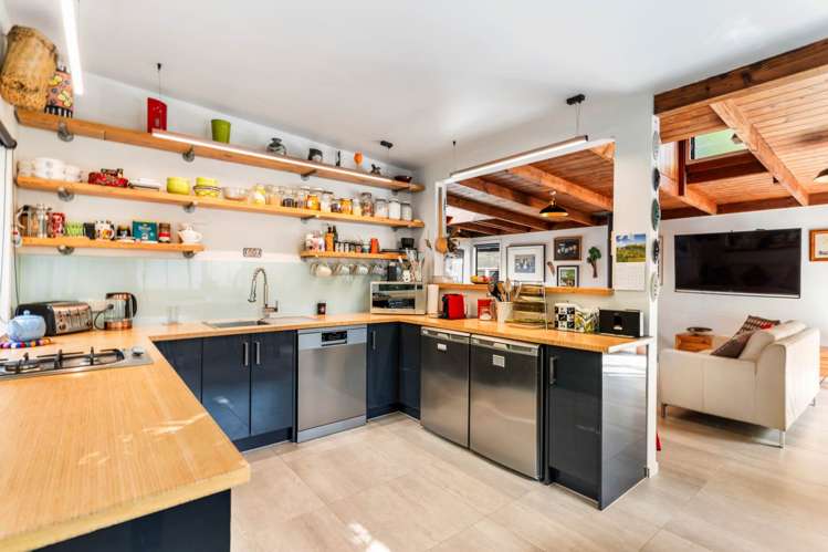 112 Woodlands Park Road Titirangi_6