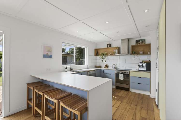 53 Cumming Street Okato_8