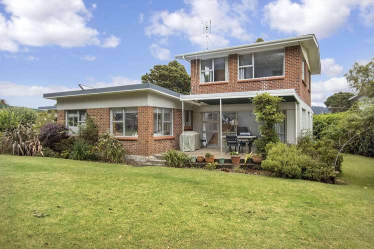 10 Roretana Drive Athenree_15