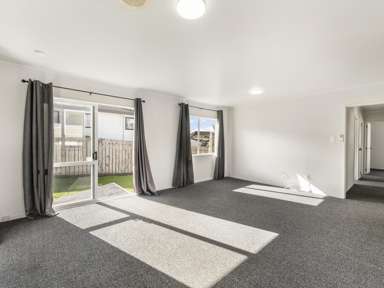 1/75 Etherton Drive_4