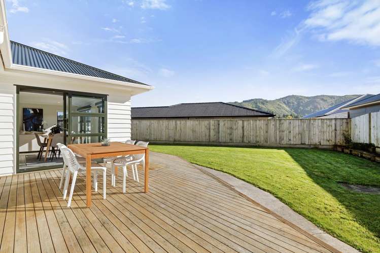 17 Jack Vaughan Grove Wainuiomata_18