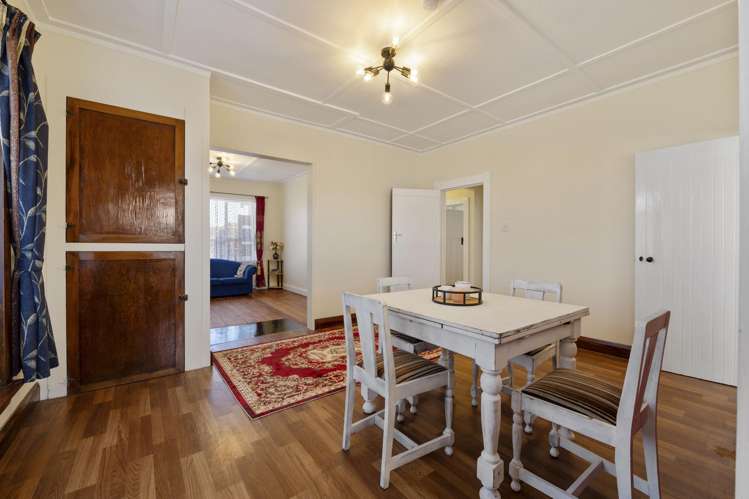 82 Orlando Street Stratford_7