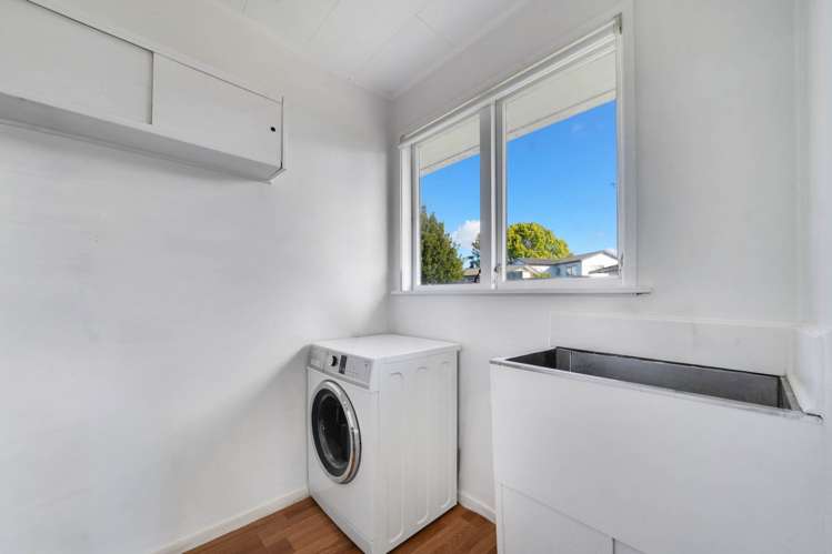1 Crampton Place Manurewa_13
