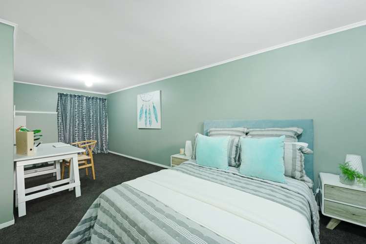 79 Thurleigh Grove Karori_18