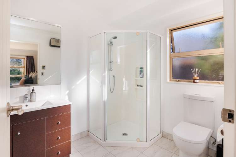 165 Pacific Drive Fitzherbert_20