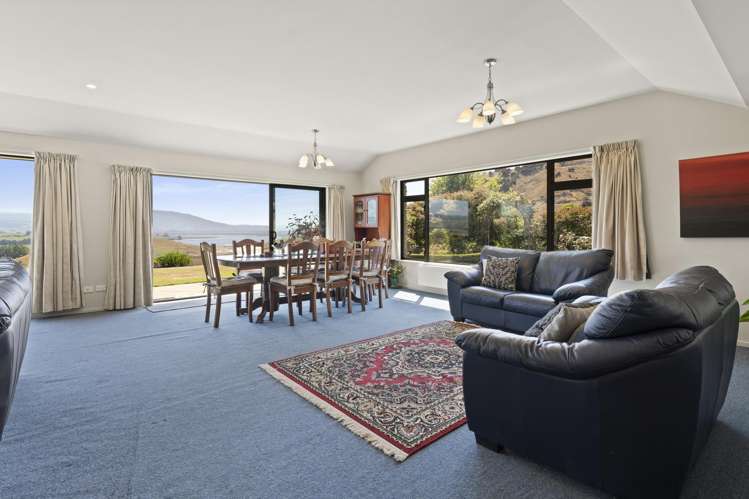 67 Surrey Heights Road Waihola_12