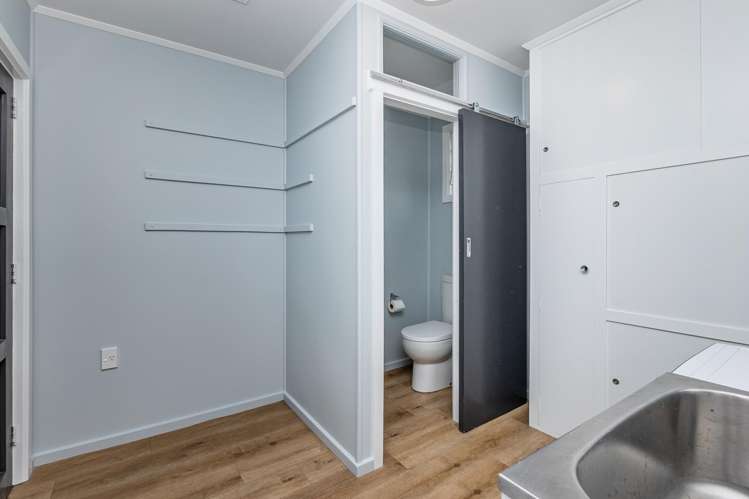 198 Le Cren Street Seaview_42