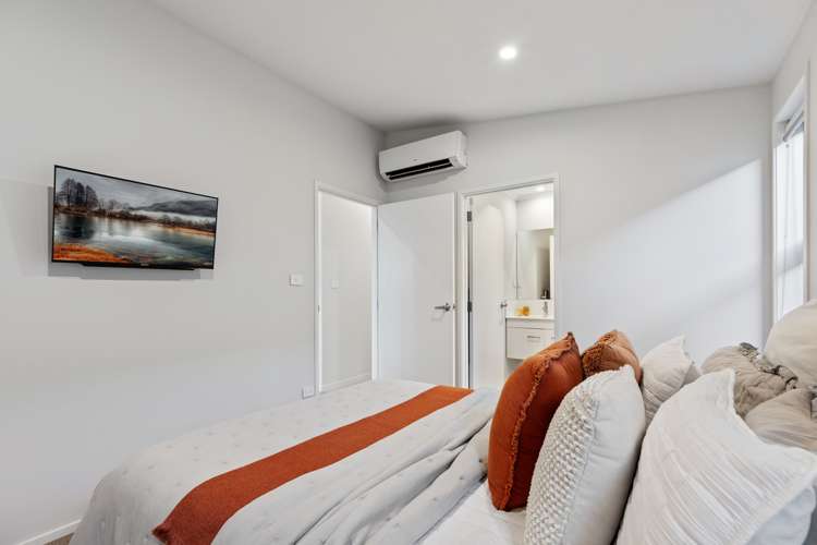 3 Foley Grove Pyes Pa_19