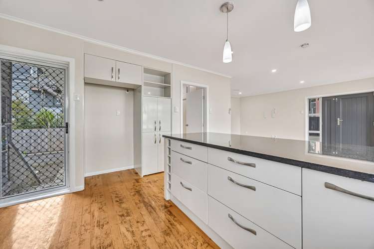 B/33 Fairmount Road Titirangi_7
