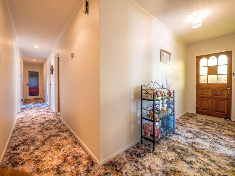 2/6 Ti Nana Crescent Henderson_4