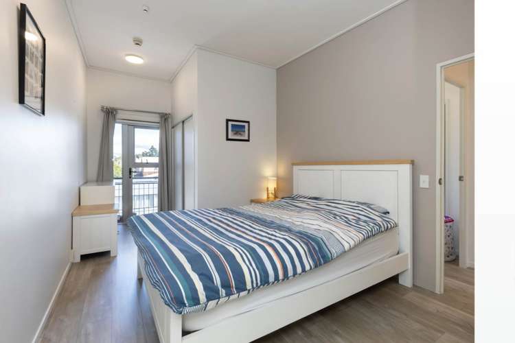 224/287 Onehunga Mall_5