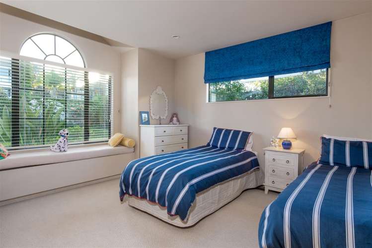 14 Hamana Street Narrow Neck_15