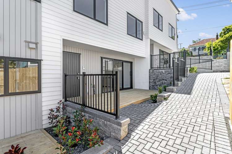 Lots 1 - 3/18 Fulljames Avenue Three Kings_11