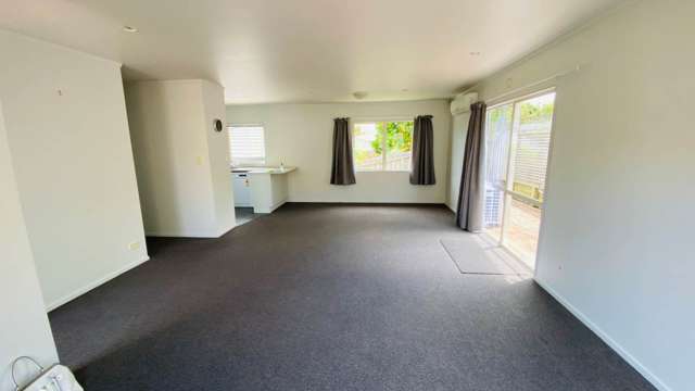 1/8 Knott Road Stanmore Bay_3