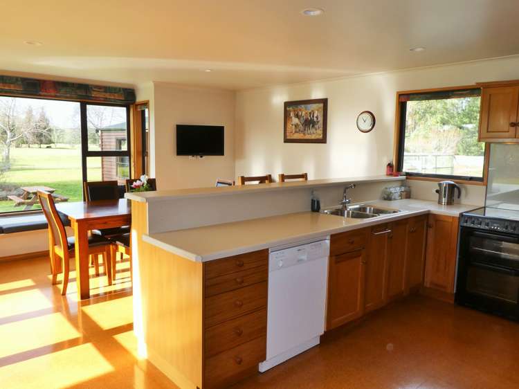 255 Te Anau Mossburn Highway Te Anau_18