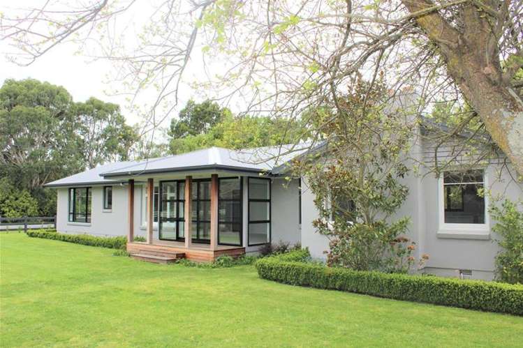 517 Avonhead Road Avonhead_1