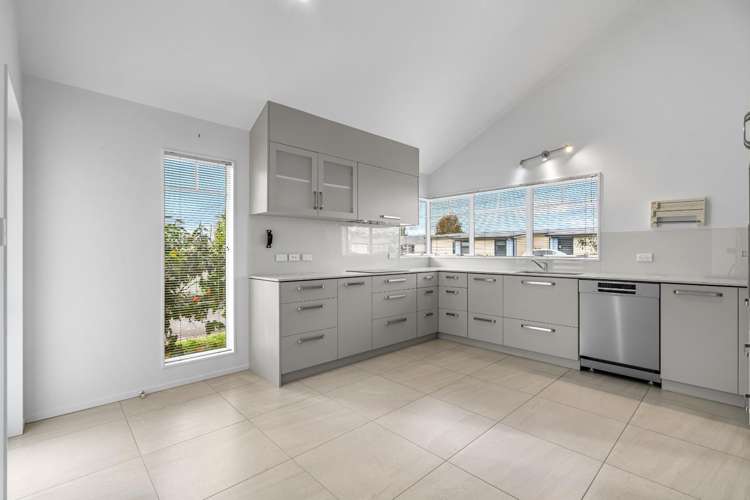 68 Grey Street_0
