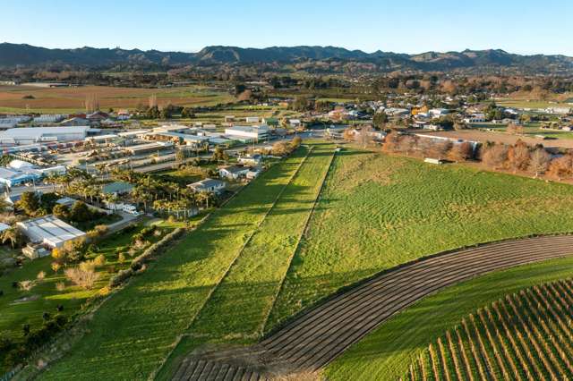 76 Main Road Makaraka_2