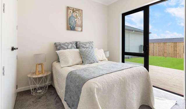 83 Gateway Park Drive, 1765_4