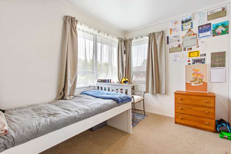 6 Rainbow Place Wattle Downs_8