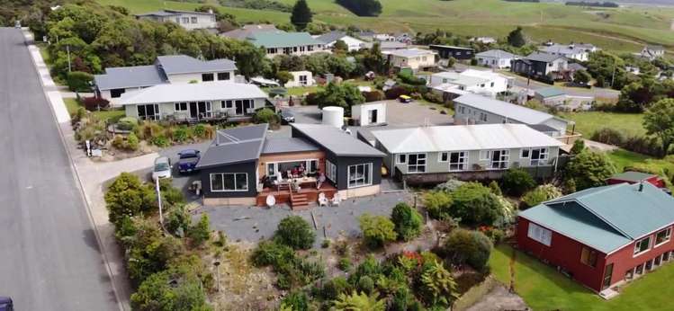 24 and 28 Rata Street_5
