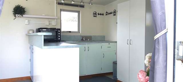 P14/70 Beach Road Tahunanui_1