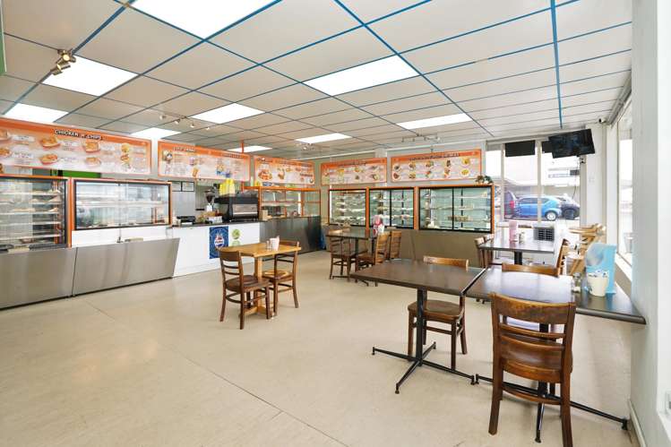 1-5, 7-13/26 Bryant Road Te Rapa_7