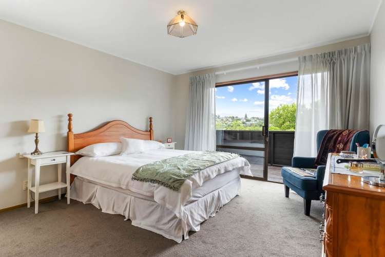 8 Jeanette Place Mairangi Bay_10