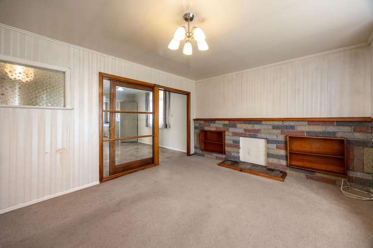 46 Titirangi Road New Lynn_7