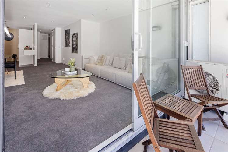 1a/42 Cable Street Te Aro_5