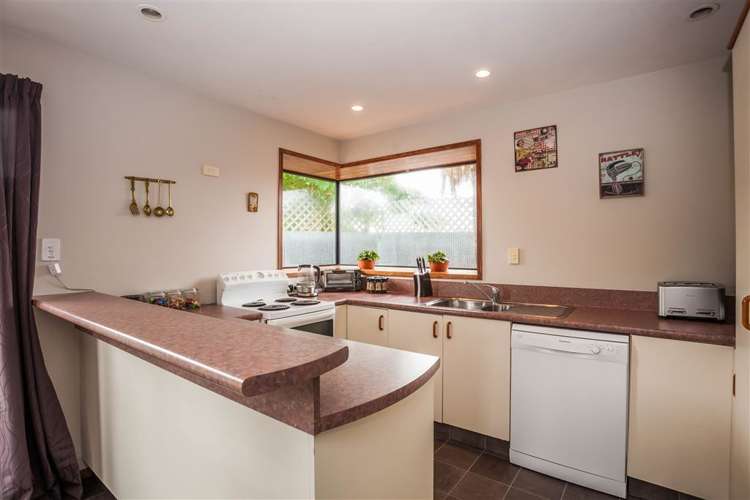 18a Oakley Crescent Hornby_7