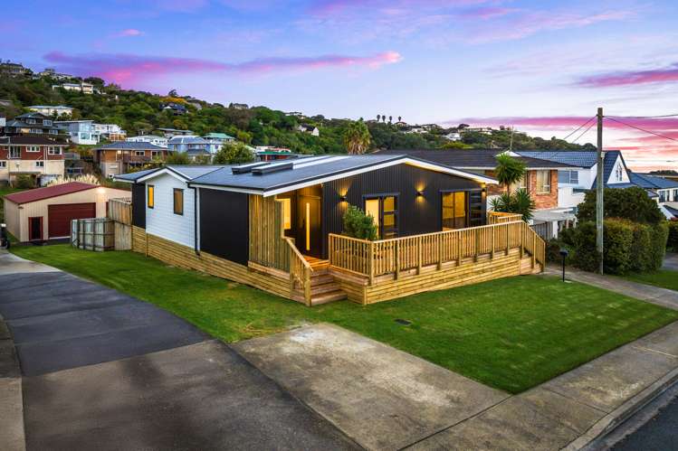 12 Capitol Road Matakatia_12