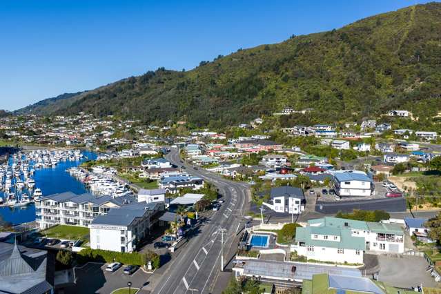 26-28 Waikawa Road Picton_1