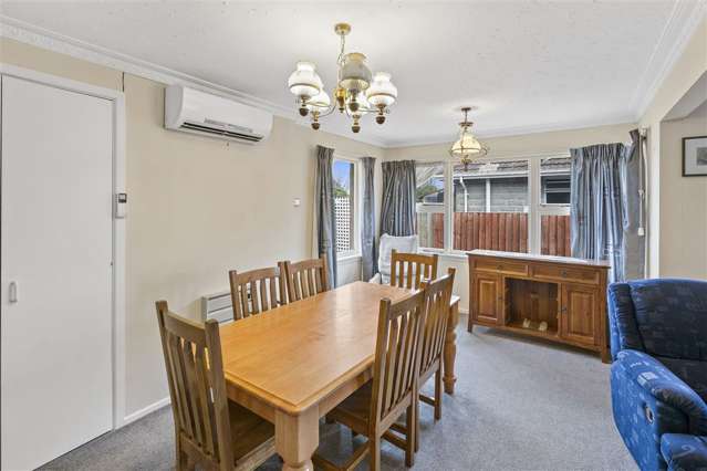 11 Gilwell Street Burwood_3