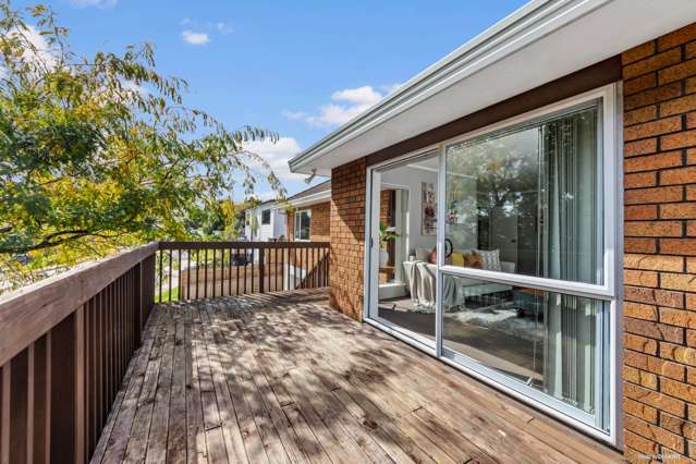 187 Edmonton Road Te Atatu South_3