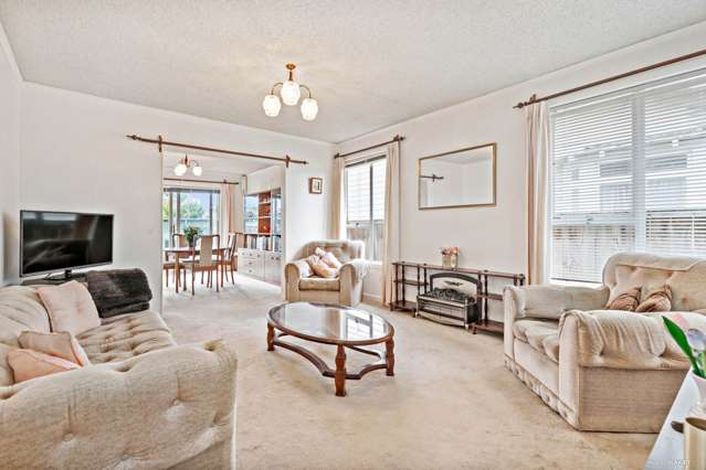 85 Old Lake Road Narrow Neck_4