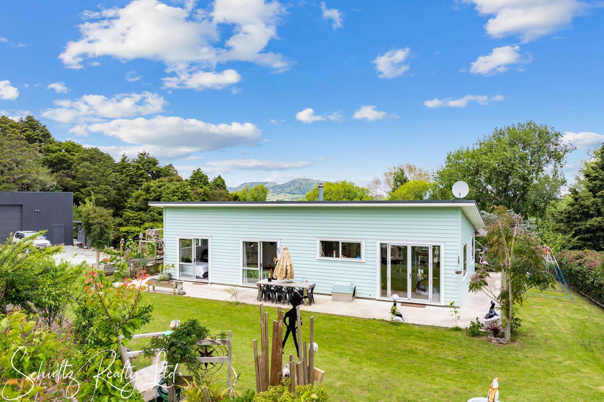 37 Willow Lane Maungaturoto_0