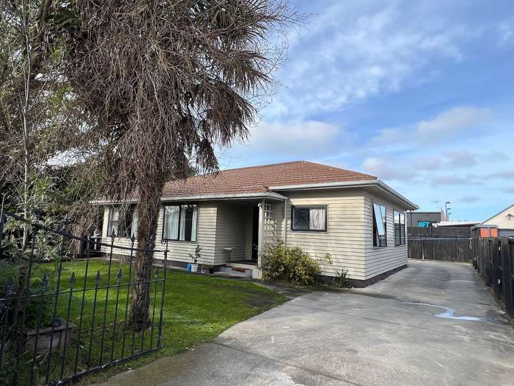 2/8 Bradshaw Terrace Riccarton_0